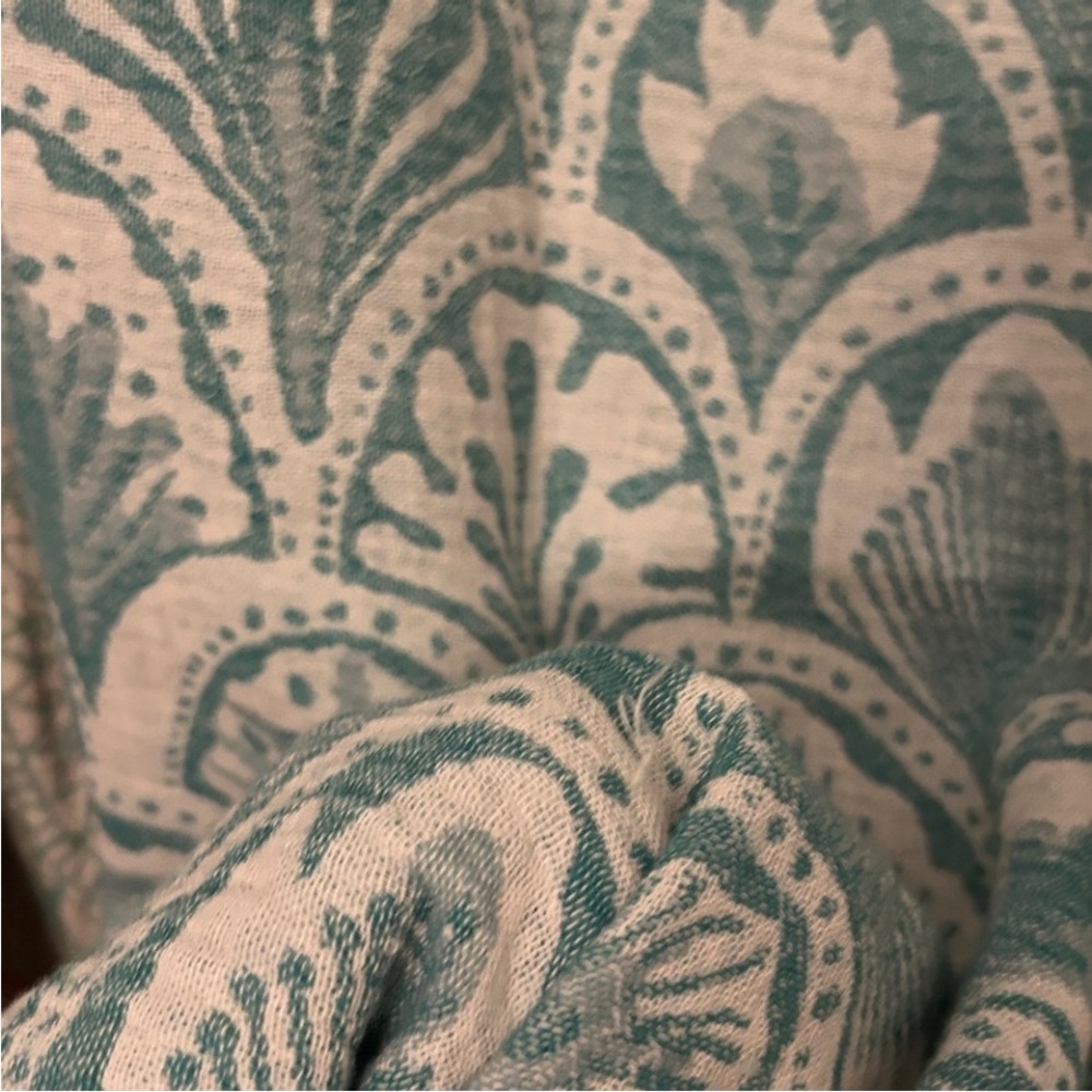 Succulent Bath Beach Towel in Teal Green Ecru White Modern Woven Design 38 x 72 - Picture 14 of 16